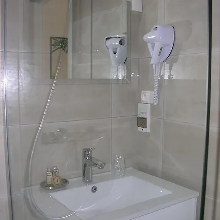 Szálloda L'ecailler 3*